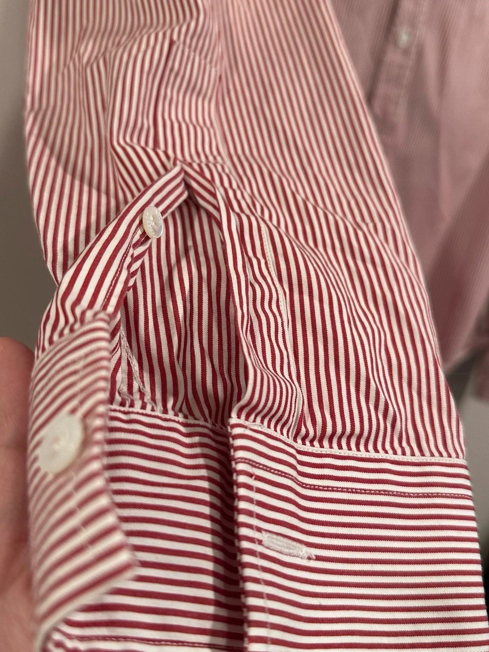 Gucci Red & White Stripe Button Shirt Side Stripe Skinny Fit Size 40 - 15 3/4